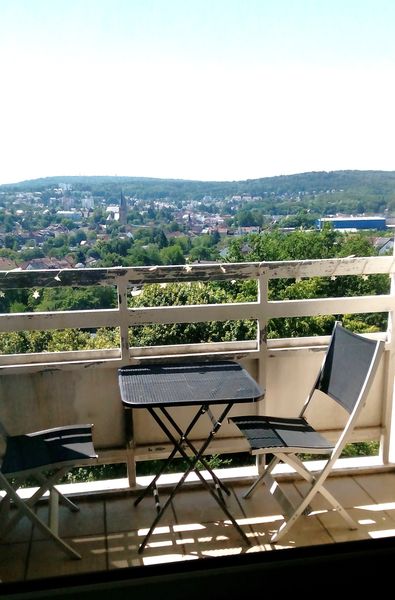 Dudweiler  Helle 2 ZKB-Whg. m. Balkon, 6. St., EBK, Keller- u. Trockenraum,  kostenl. Stellplätze